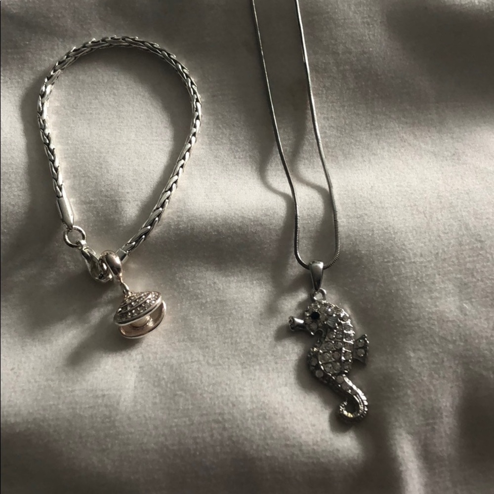 Shiny Summer themed bracelet and necklace!